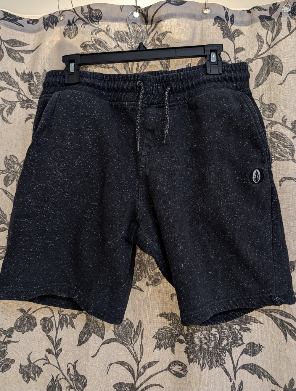 Volcom Brand Drawstring Elastic Waistband Black White Speckled Lounge Shorts (M)
